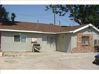 2nd image of 1421 Garden Ave