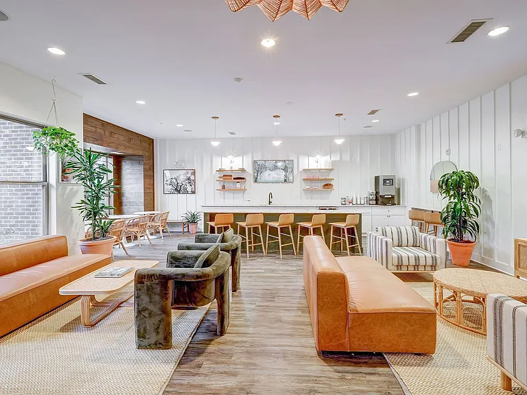 The Linden Apartments — Photo 14
