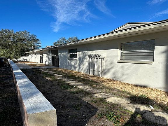 3rd image of 500 75th Ave N #2