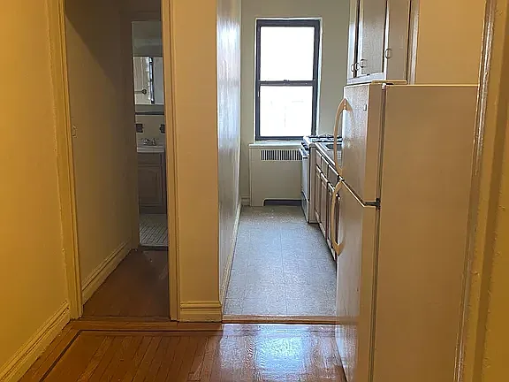 254 E 176th St #1H — Photo 4