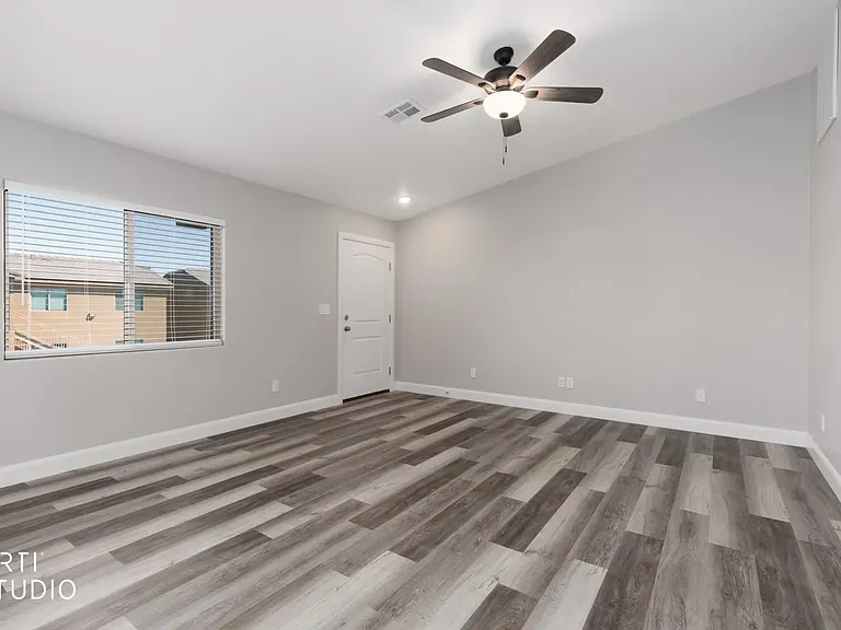 100 E First South St #104 — Photo 2