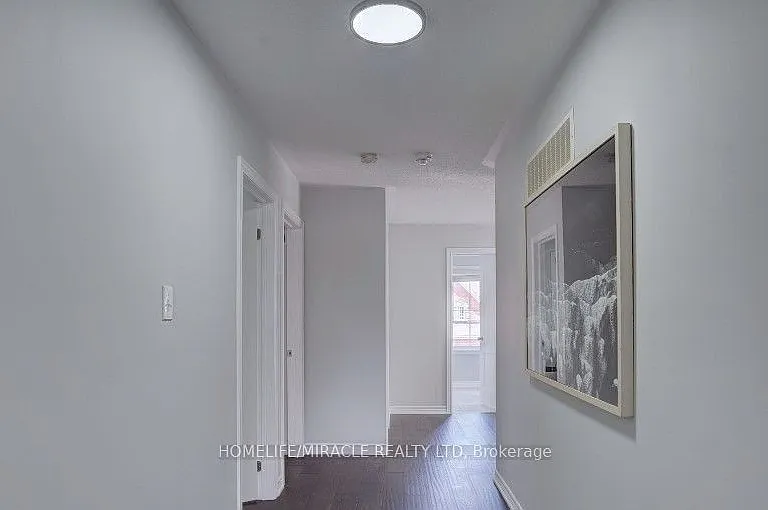 95 William Fair Dr #UPPER — Photo 22
