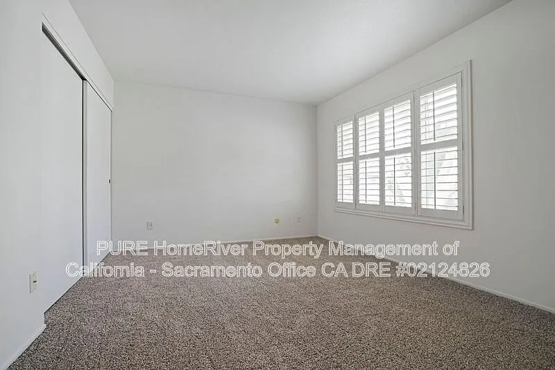 2 bed, 1.5 bath, 1014 sqft, $1,895 — Photo 4