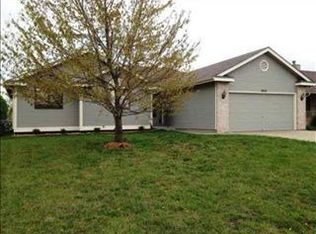 2842 SW Romar Rd, Topeka, KS 66614
