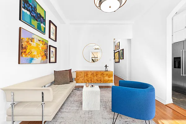 Sold by Compass | media 1