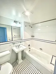 Rented by Addison Property Group