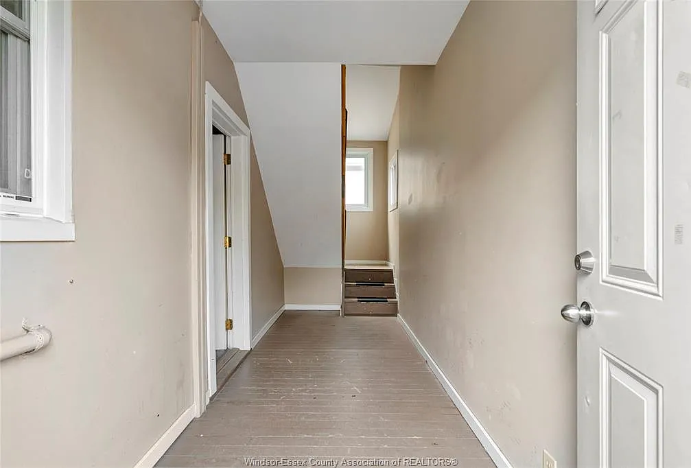 2 bed, $1,600 — Photo 2