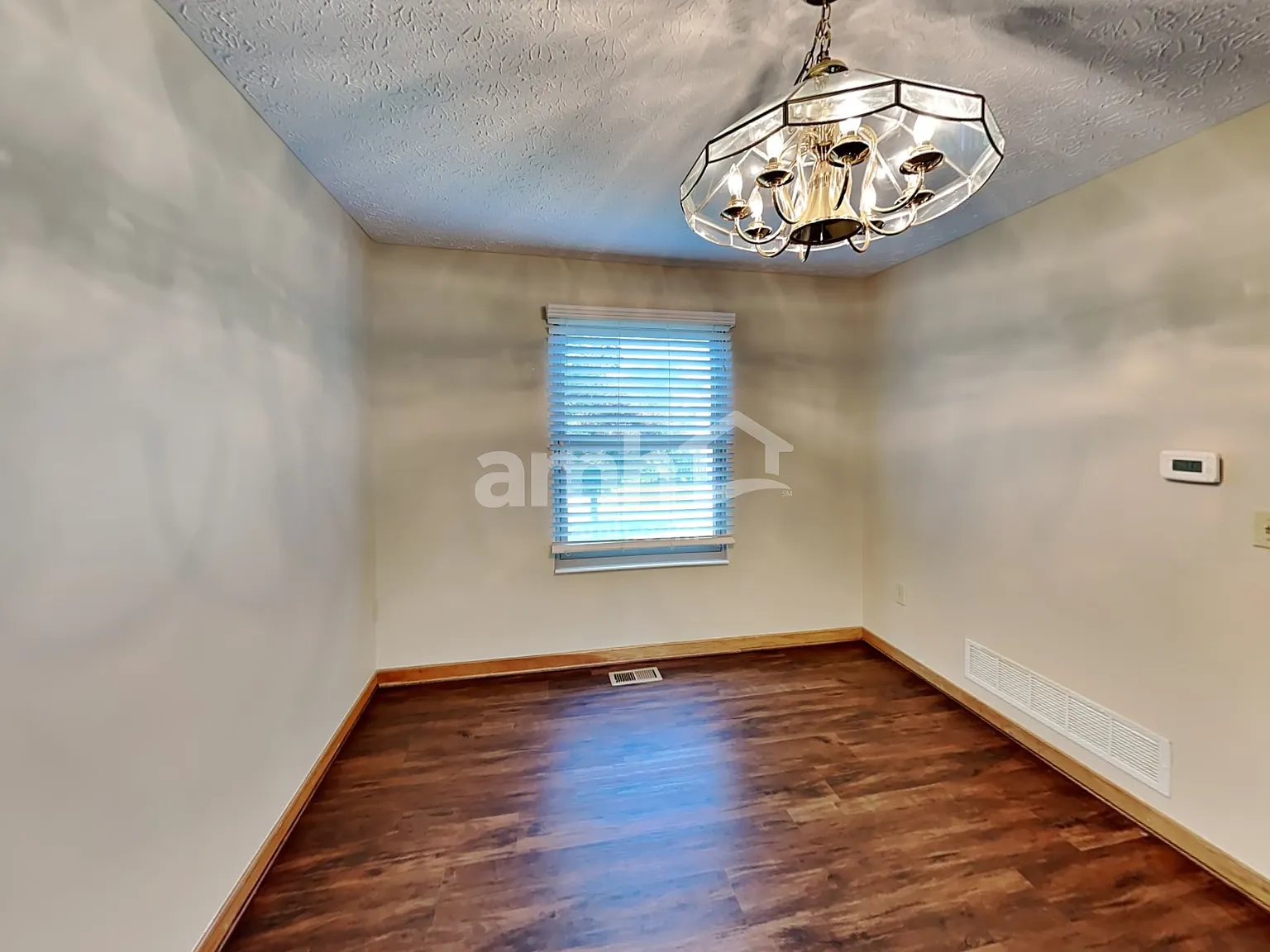 4 bed, 2.5 bath, 2218 sqft, $2,725 — Photo 4