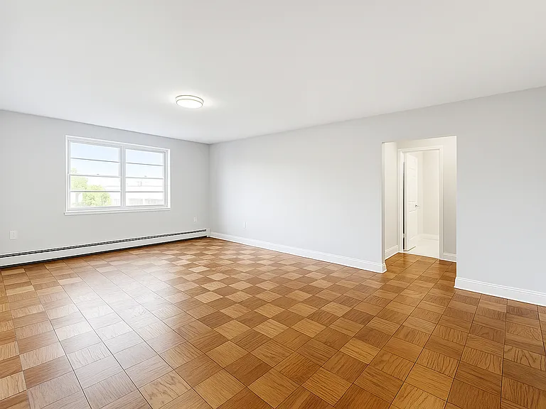 25 Washington Ave — Photo 30