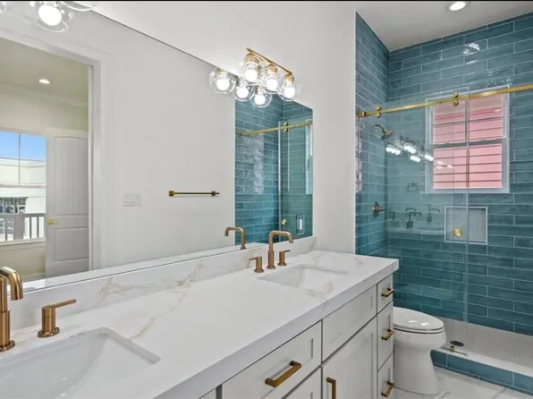 1103 62nd St, Galveston, TX 77551