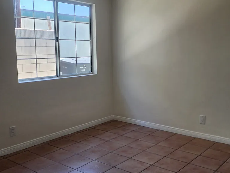 5022 Santa Ana St #5024 — Photo 10