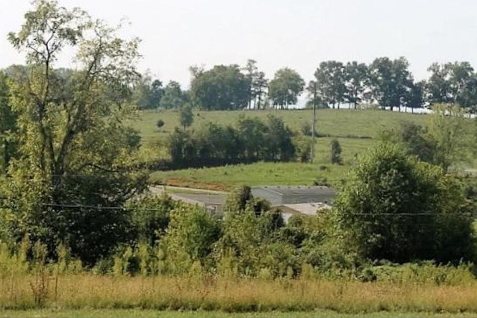 1st image of 155 Spurgeon Ln