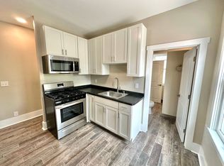 1811 North Warren Avenue, Milwaukee, WI 53202