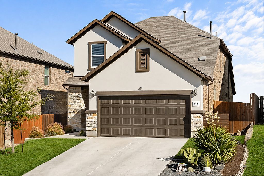 862 Pepperbark Loop - Property Image