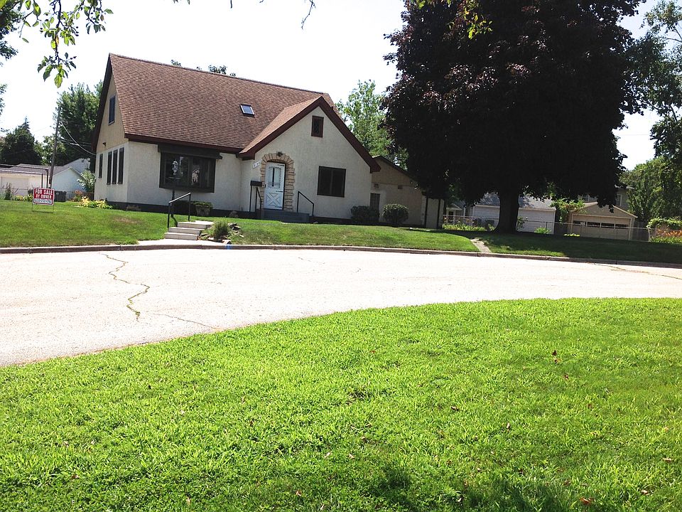 One owner on double lot