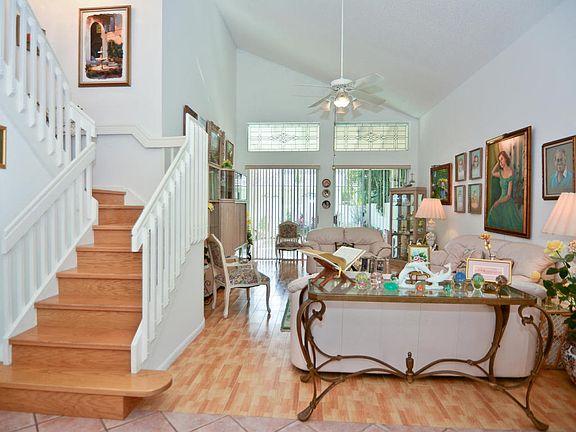 3rd image of 2119 Chagall Cir