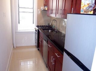 28-40 34th St #3A, Astoria, NY 11103
