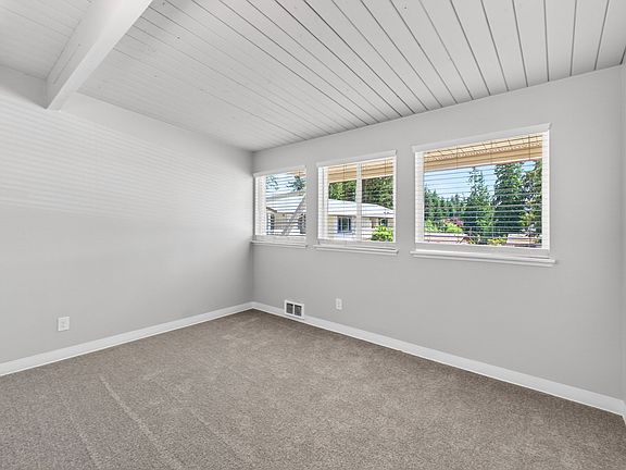 4th image of 7428 208th St SW #H