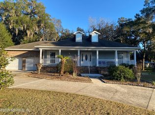 409 SE 4th Ave, Melrose, FL 32666