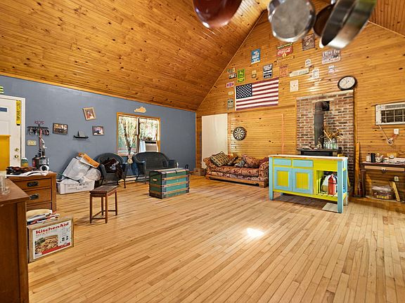 15th image of this home