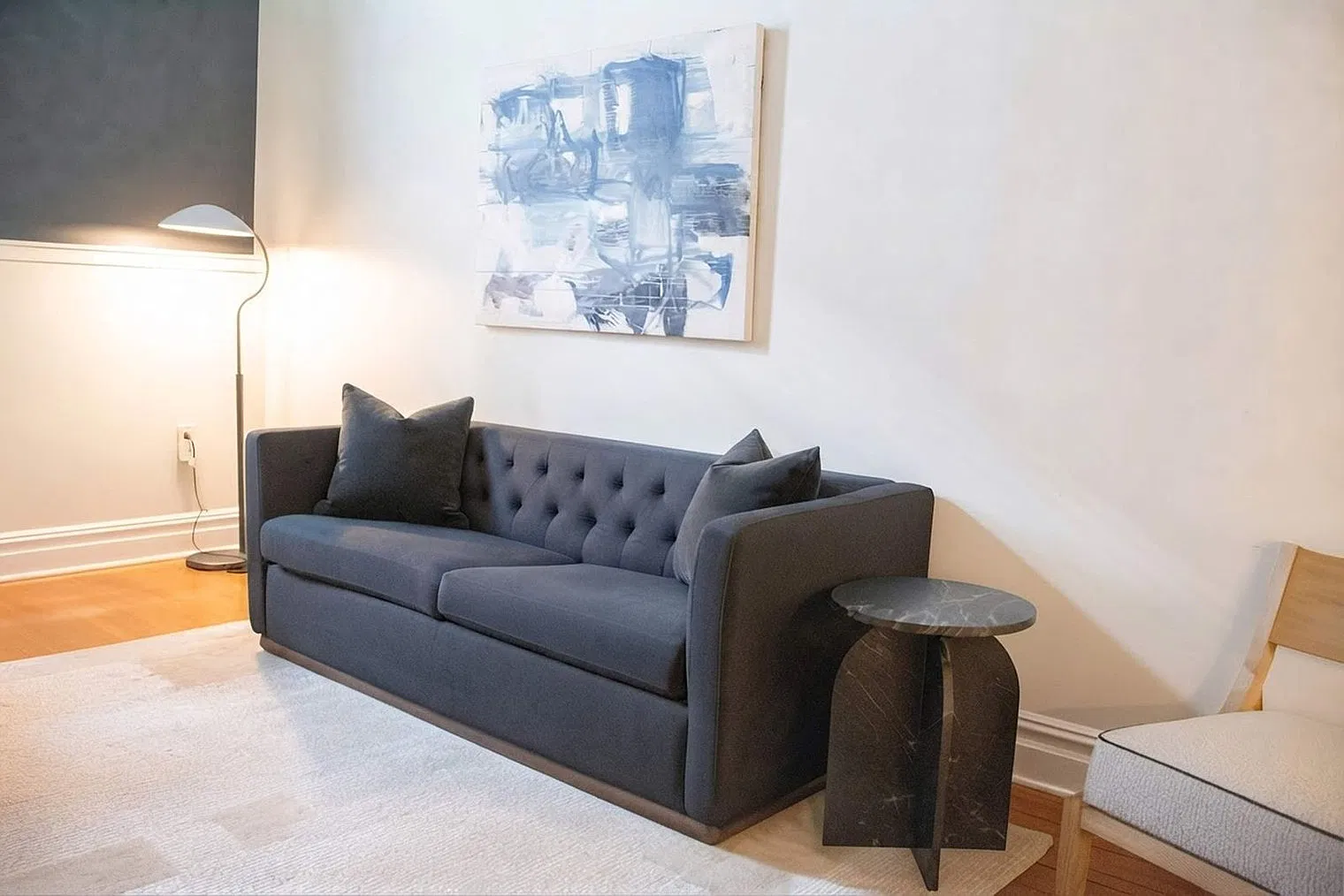 1 bed, 1.0 bath, 495 sqft, $2,062 — Photo 2