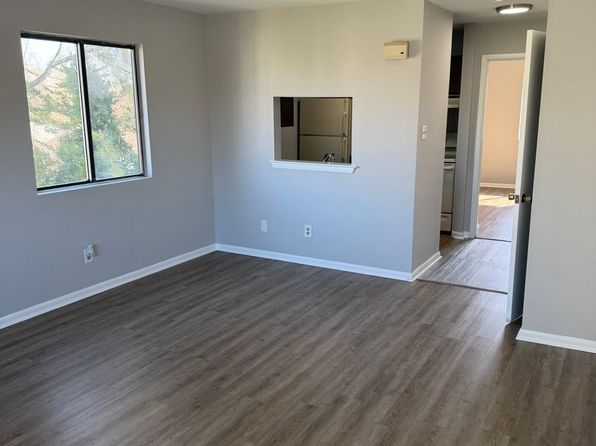 610 Noahs Lndg #312