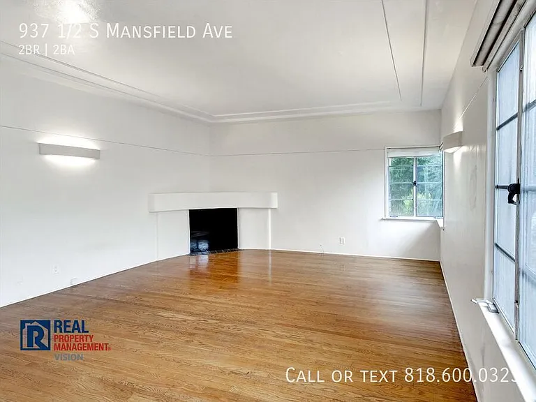 937 1/2 S Mansfield Ave — Photo 4
