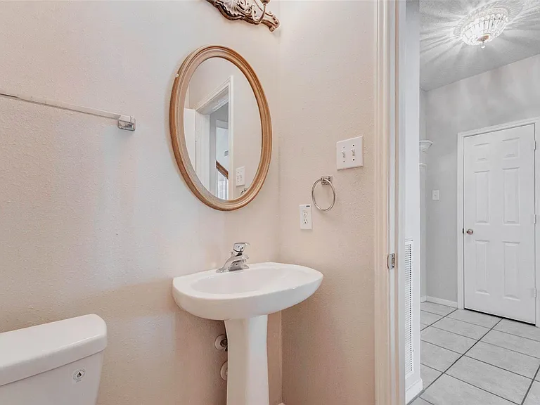 155 Perfidia Dr — Photo 17
