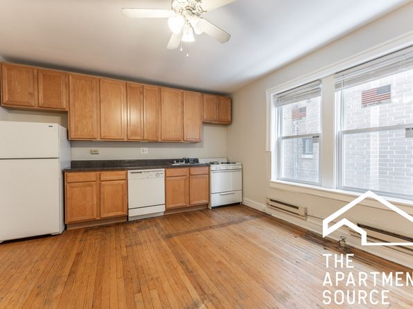 2129 N Dayton St APT 104