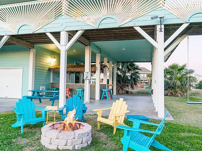 986 Bahama Dr — Photo 21