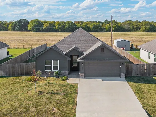 245 Brazos Bnd, Snook, TX 77878