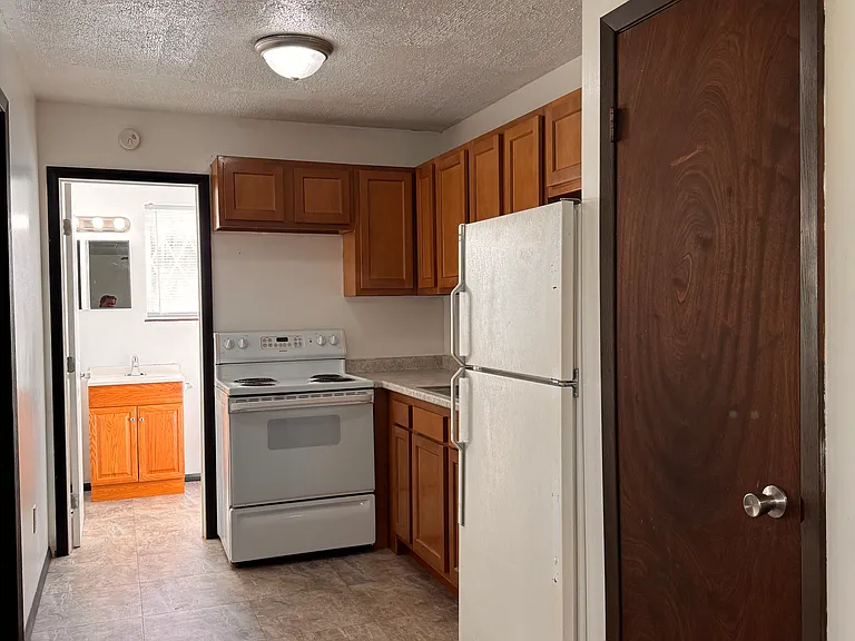 89 Palomino Dr #8 — Photo 3