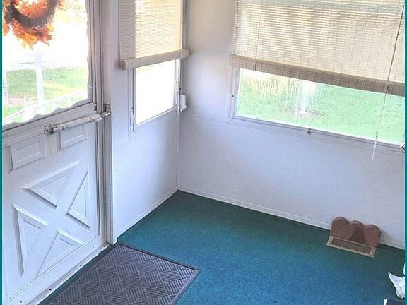 4th image of 1 Ferndale Dr