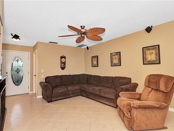 4th image of 13600 Serena Dr