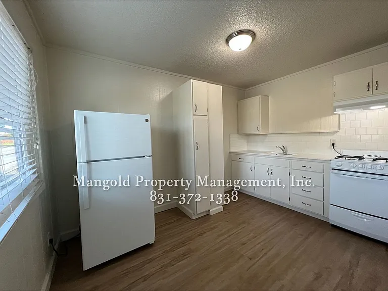 16 Natividad Road — Photo 2