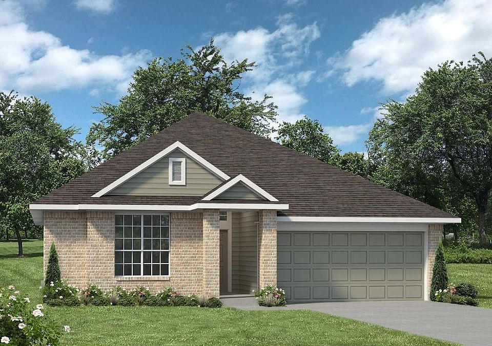 1st image of 821 Heritage Dr