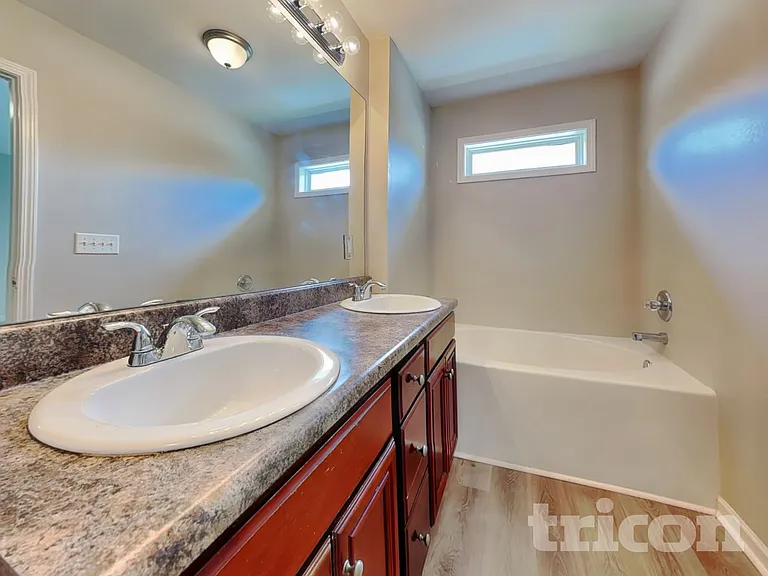 10 Carriage Hills Dr SE — Photo 7