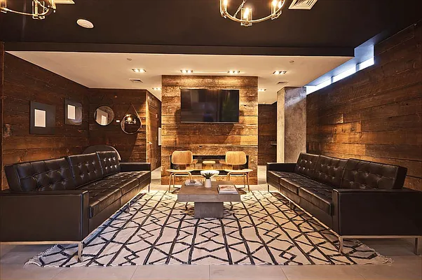 Rented by Level Group | media 20