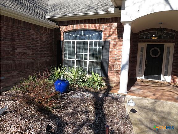 2nd image of 4002 Cripple Creek Dr