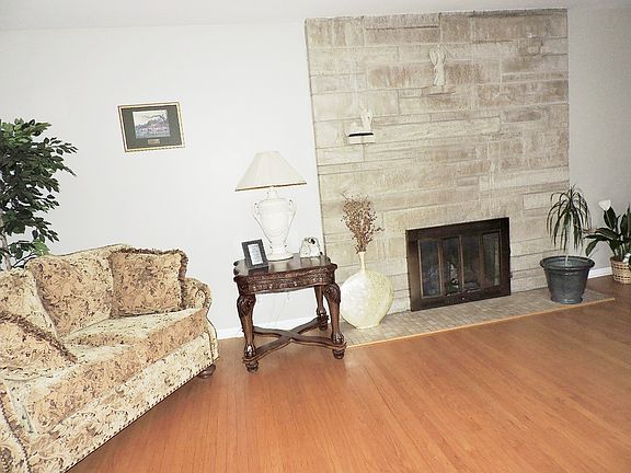 Living rm