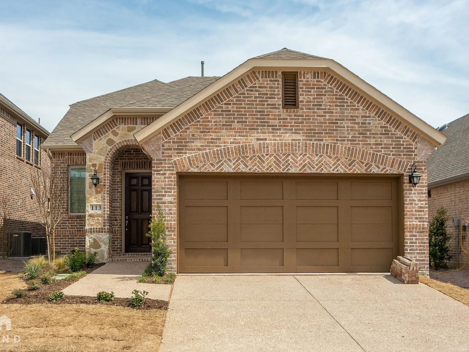 3 bed, 2.5 bath, 2354 sqft, $3,660 — Photo 1