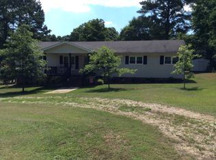 140 Blakedale Cir, Greenwood, SC 29649