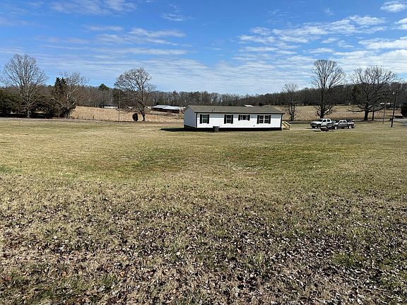 4th image of 165 Tower Rd