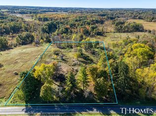 8840 Tasker Rd, Bellevue, MI 49021