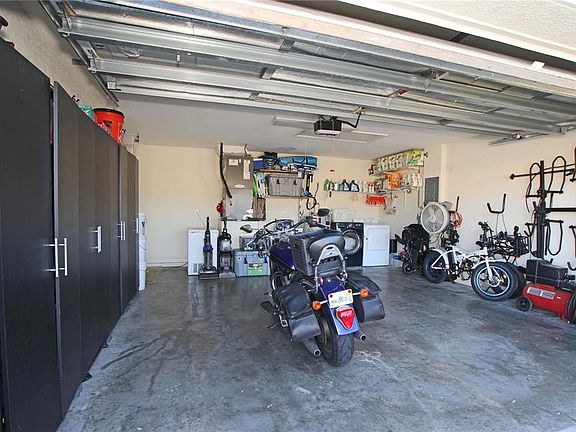 5th image of 2941 Coach Lamp Rd