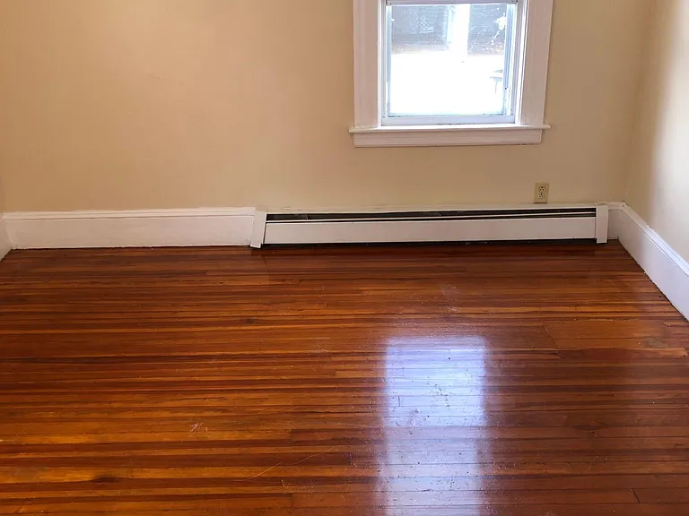 36 Clinton St #1 — Photo 8