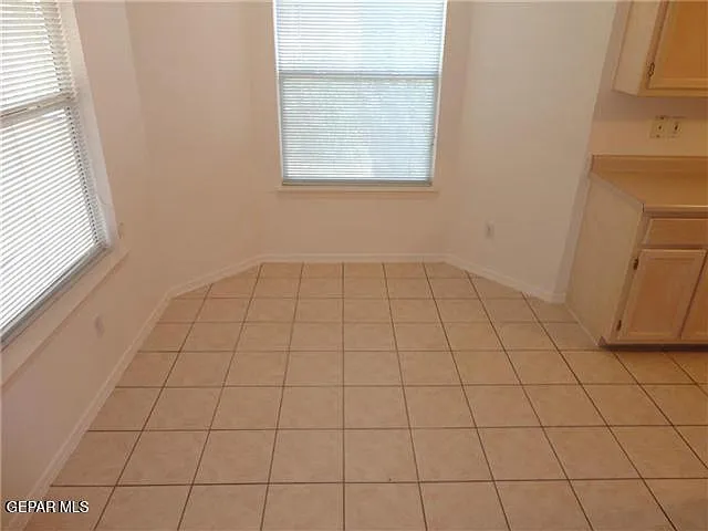 5729 Green Castle Rd — Photo 7
