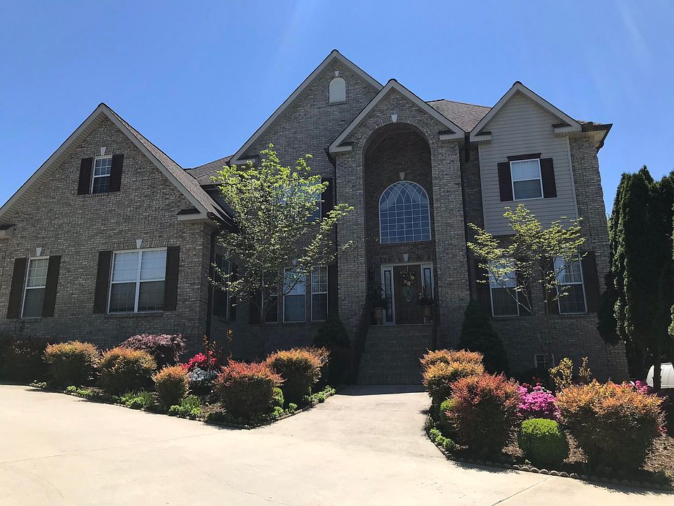 1st image of 10636 Riverlake Dr