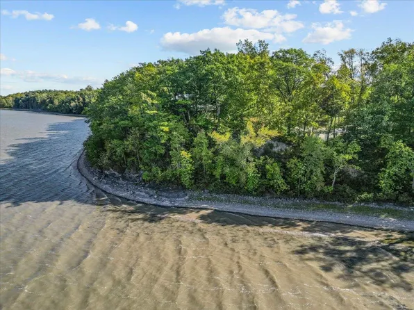 220 Delong Lane, Shoreham, VT 05734