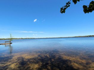 7203 W Wind Lake Rd, Wind Lake, WI 53185